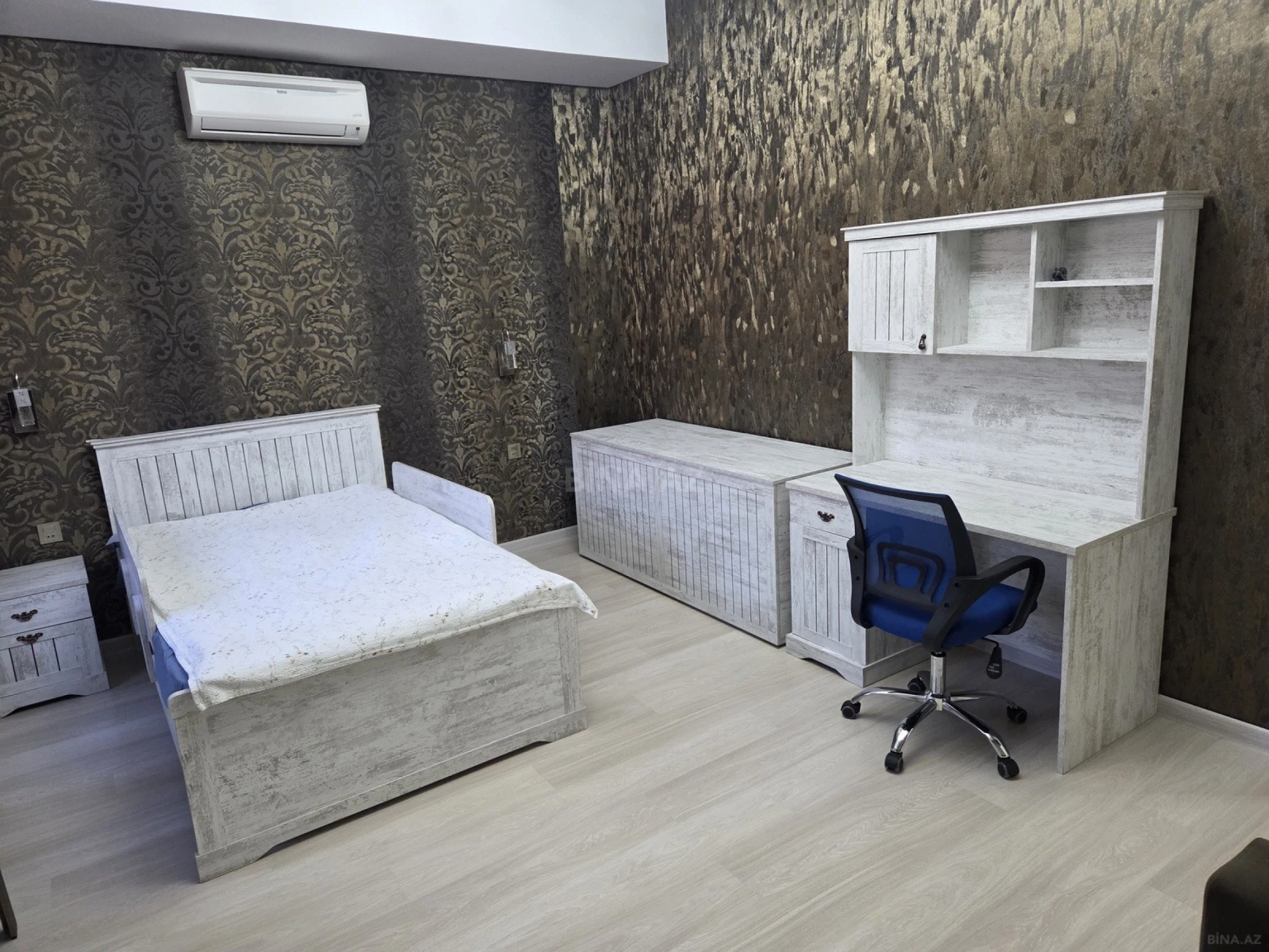 Satılır 5 otaqlı həyət evi 220 m²