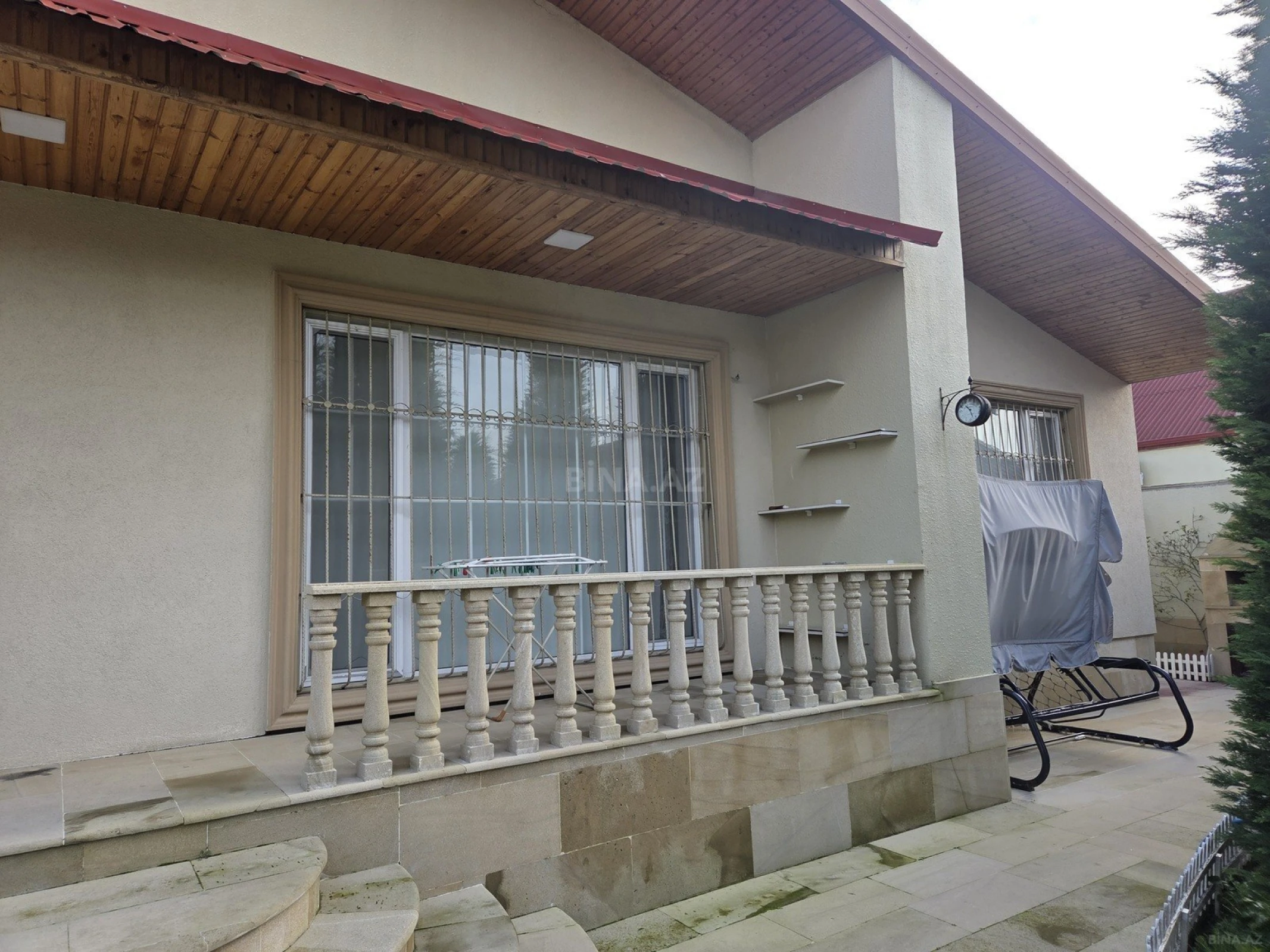 Satılır 5 otaqlı həyət evi 220 m²