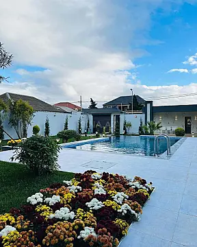 Kirayə verilir 4 otaqlı həyət evi 260 m²