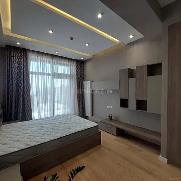 Kirayə verilir 5 otaqlı həyət evi 380 m²