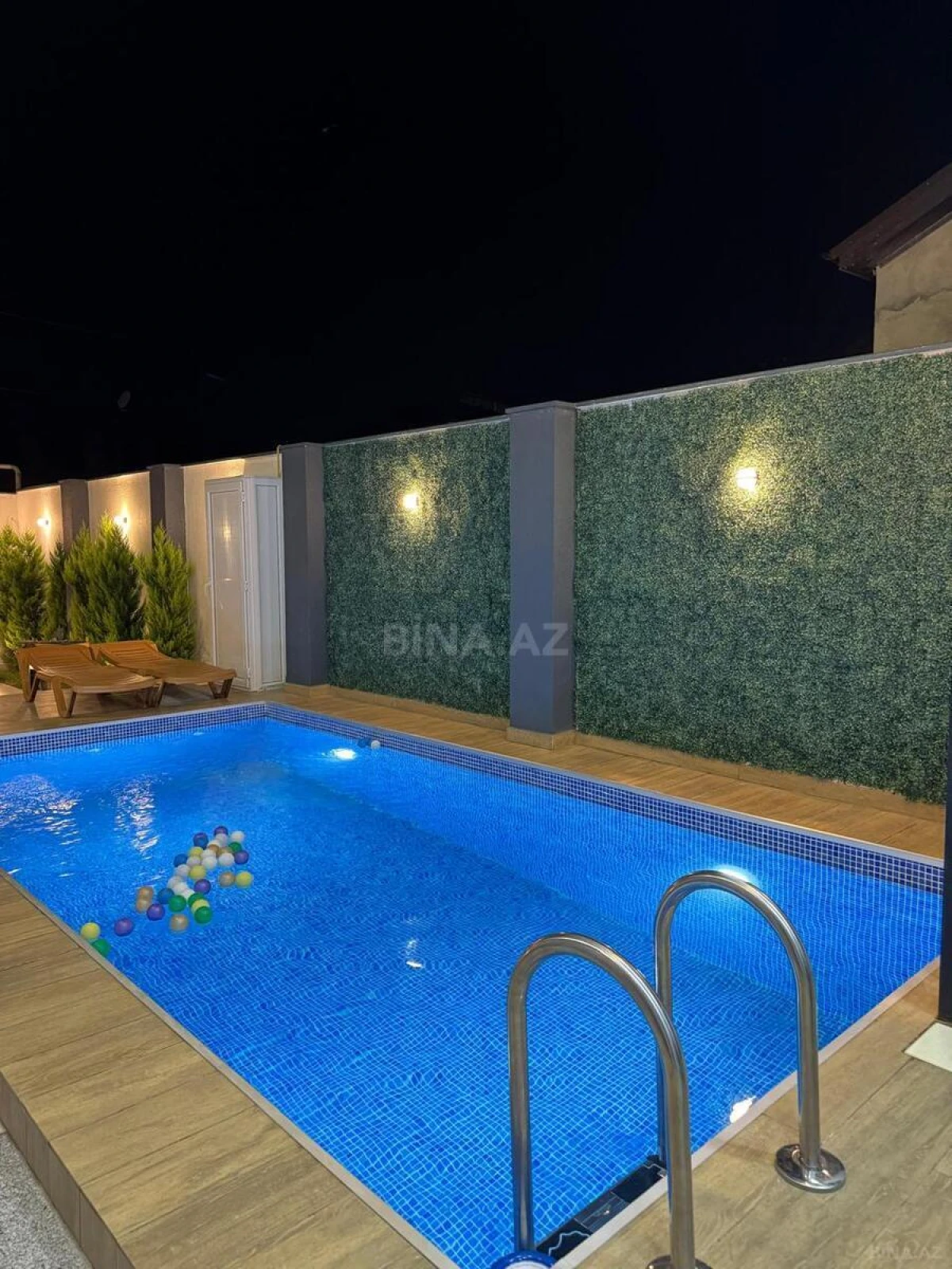 Kirayə verilir 4 otaqlı həyət evi 200 m²