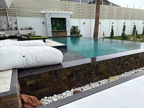 Kirayə verilir 5 otaqlı həyət evi 600 m²