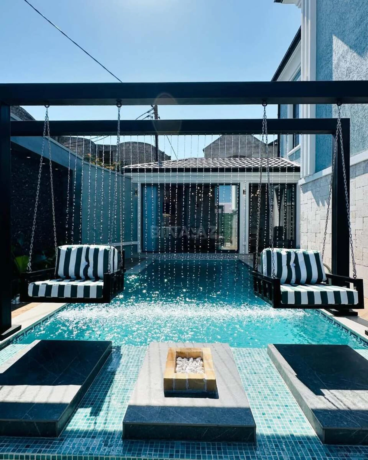 Kirayə verilir 4 otaqlı həyət evi 300 m²