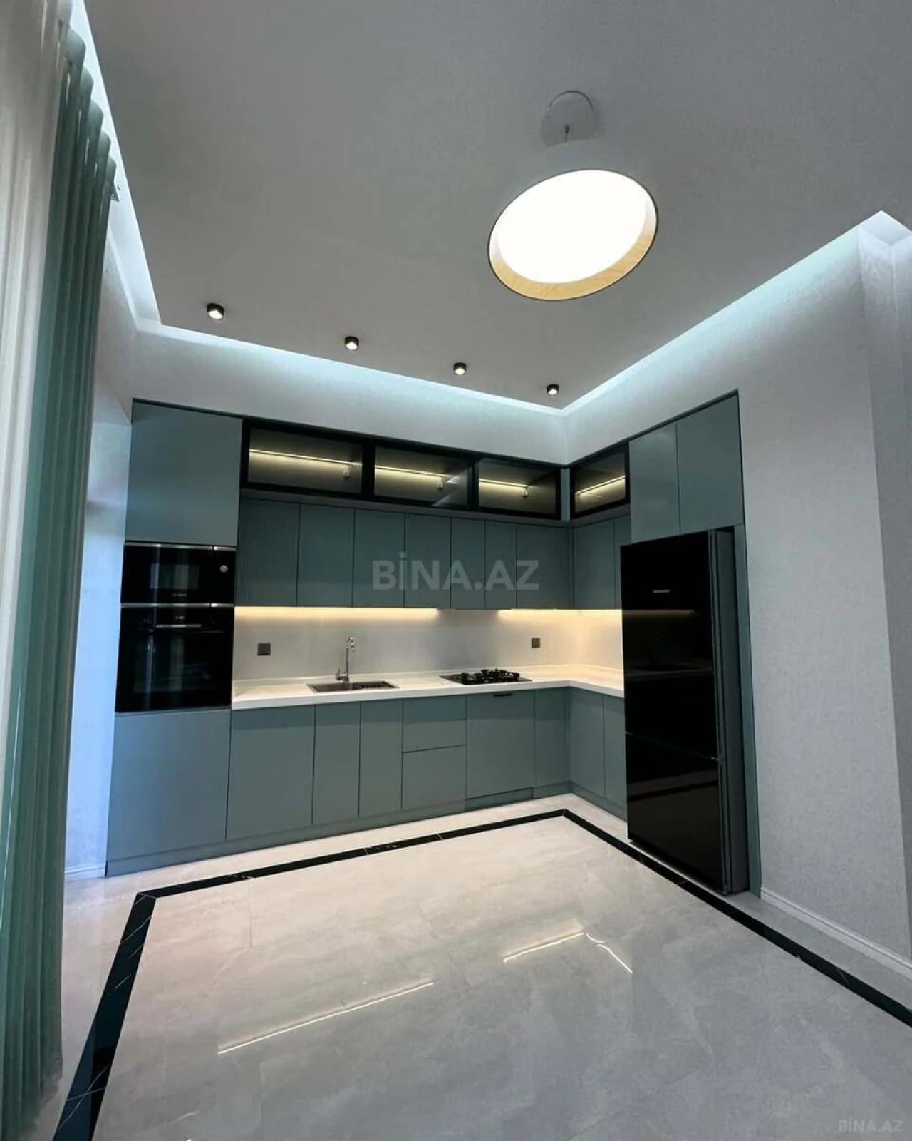 Kirayə verilir 4 otaqlı həyət evi 300 m²