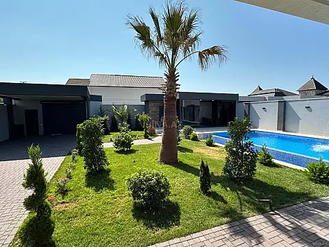 Kirayə verilir 5 otaqlı həyət evi 300 m²