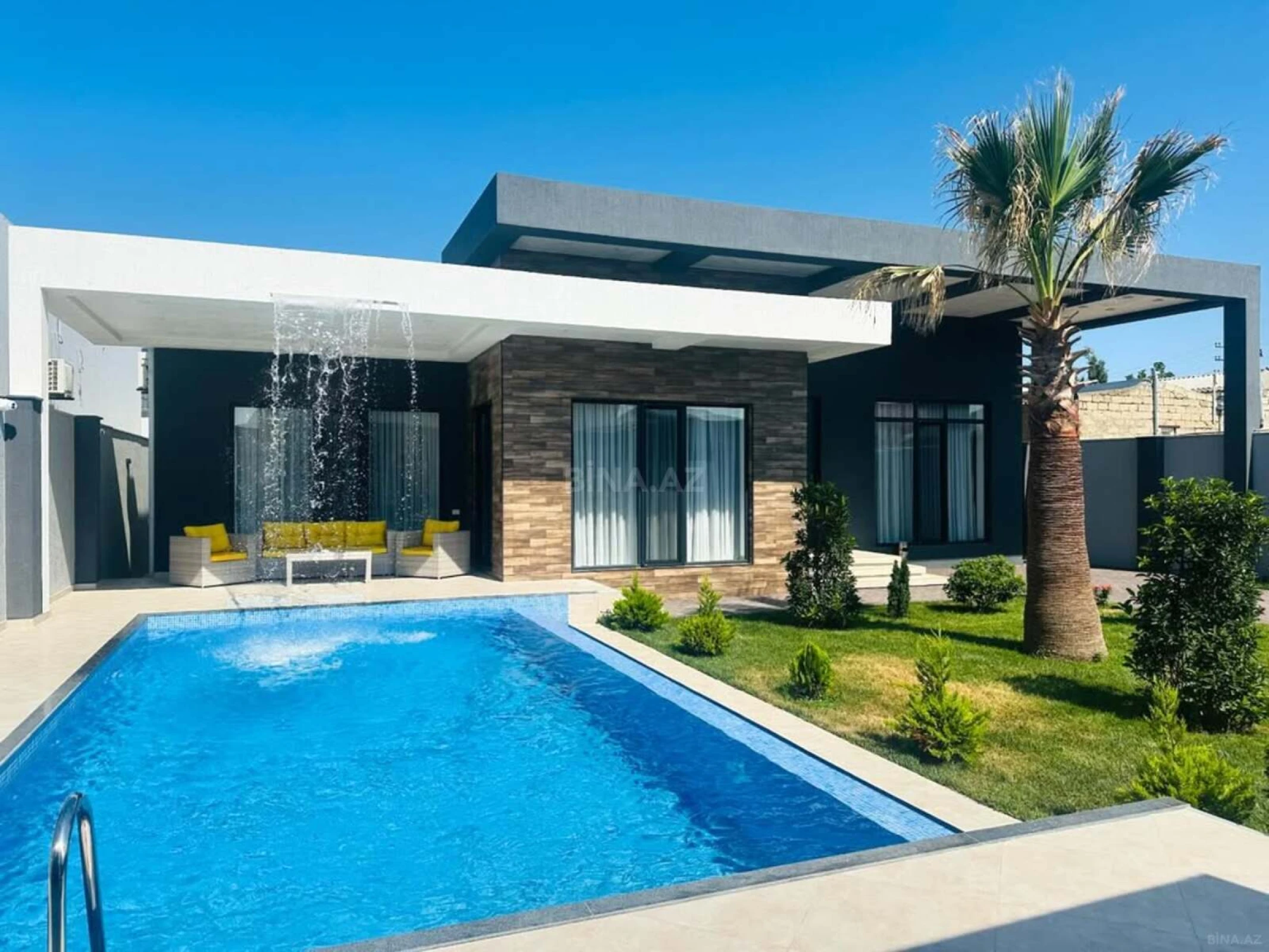 Kirayə verilir 5 otaqlı həyət evi 300 m²