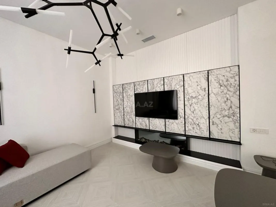 Kirayə verilir 5 otaqlı həyət evi 540 m²