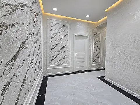 Satılır 2 otaqlı mənzil 81 m²