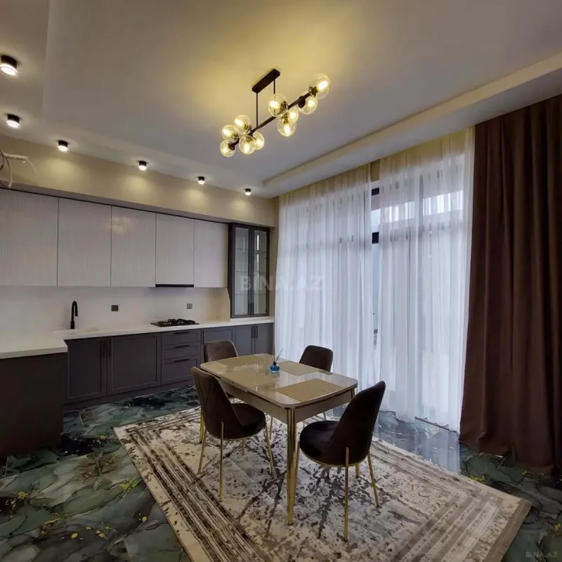 Kirayə verilir 5 otaqlı həyət evi 400 m²