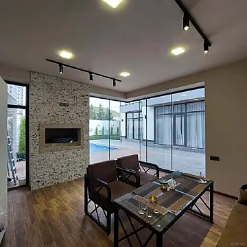 Kirayə verilir 5 otaqlı həyət evi 400 m²