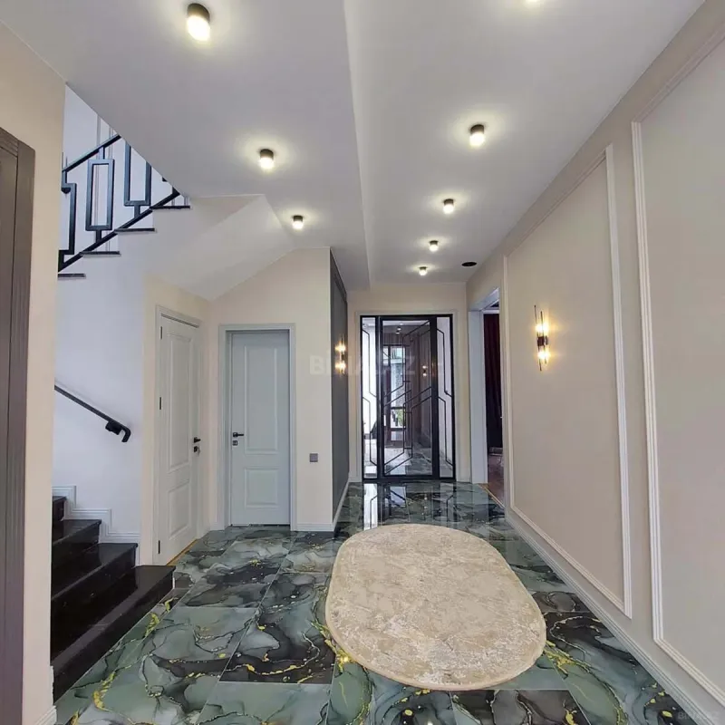 Kirayə verilir 5 otaqlı həyət evi 400 m²