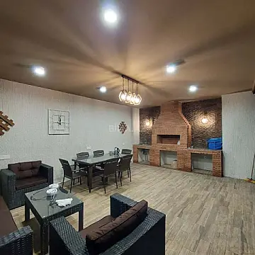 Kirayə verilir 4 otaqlı həyət evi 240 m²