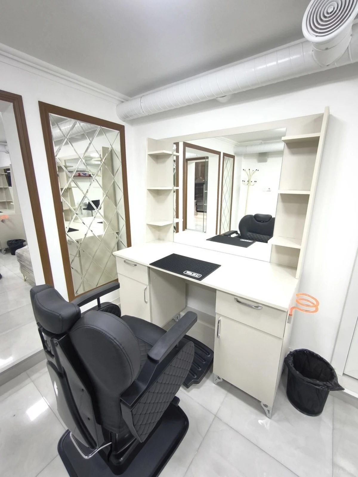 Satılır obyekt 85 m²