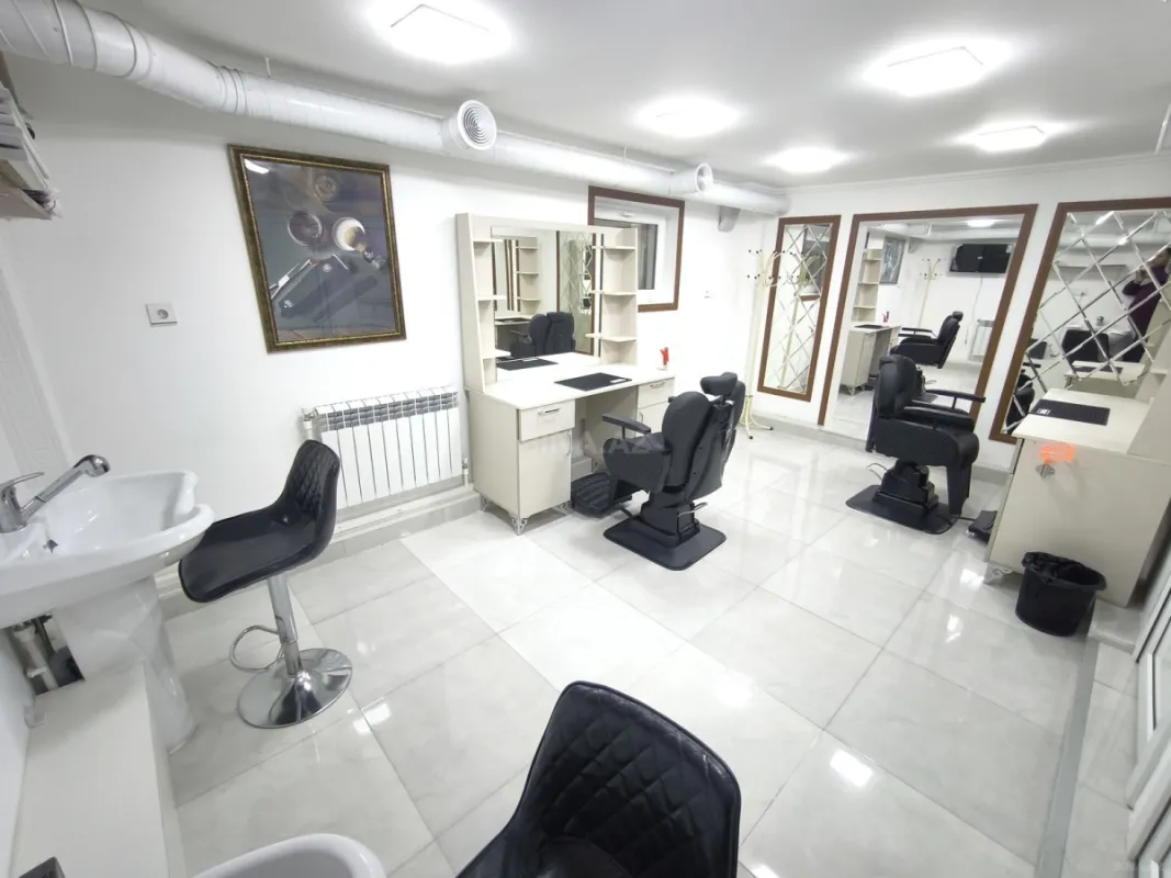 Satılır obyekt 85 m²