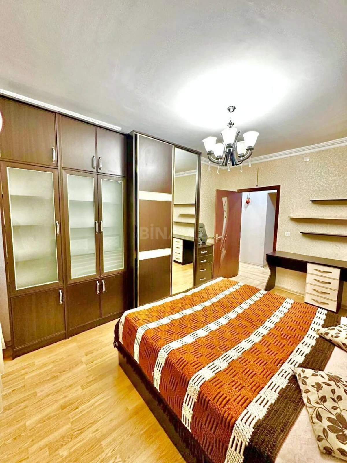Satılır 3 otaqlı mənzil 80 m²