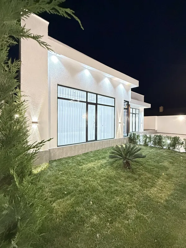 Satılır 4 otaqlı həyət evi 160 m²