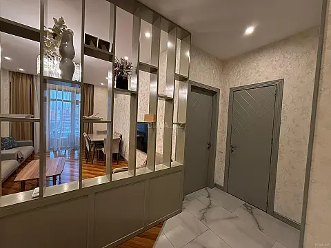 Satılır 3 otaqlı mənzil 99 m²