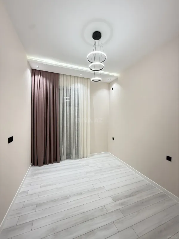 Satılır 4 otaqlı həyət evi 160 m²