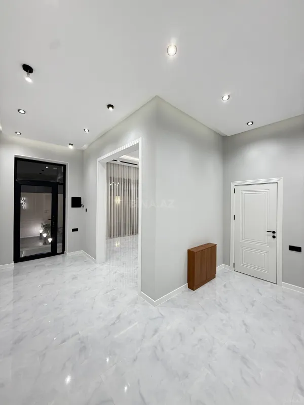 Satılır 4 otaqlı həyət evi 160 m²