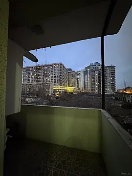 Satılır 3 otaqlı mənzil 100 m²