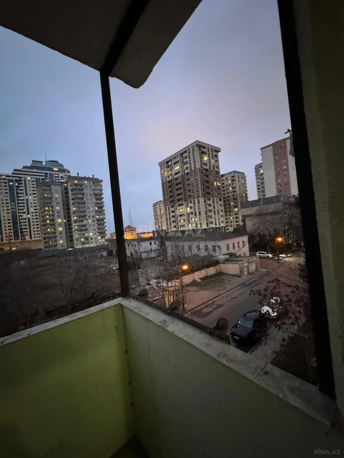 Satılır 3 otaqlı mənzil 100 m²