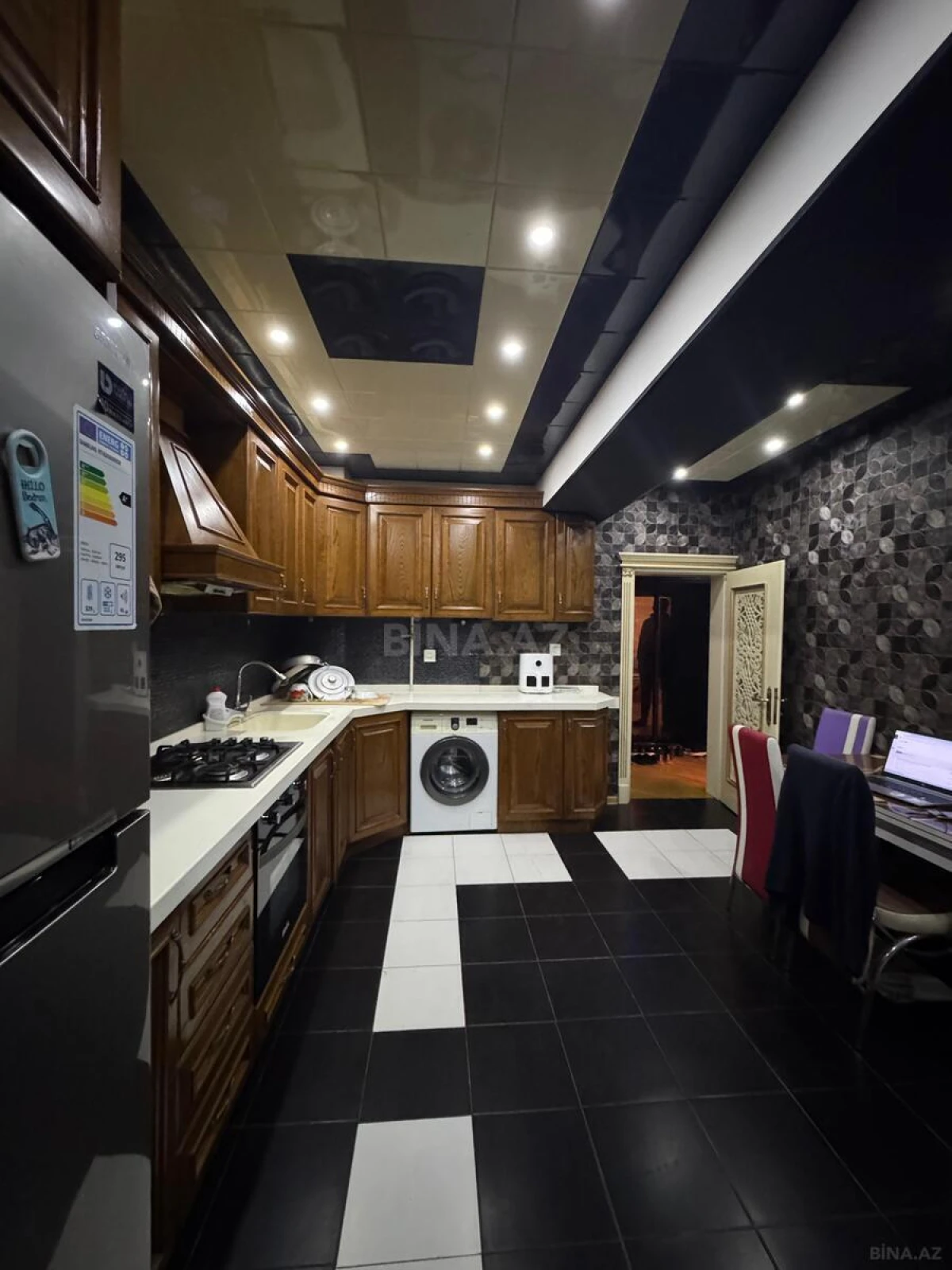 Satılır 3 otaqlı mənzil 100 m²