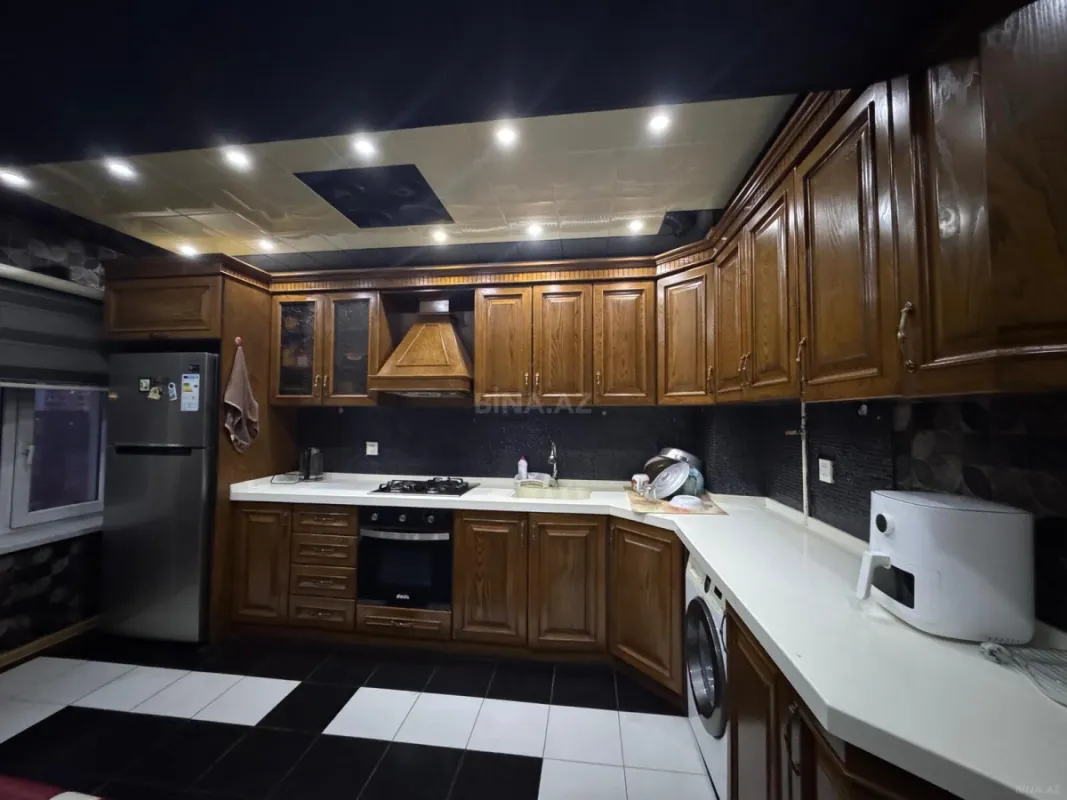 Satılır 3 otaqlı mənzil 100 m²