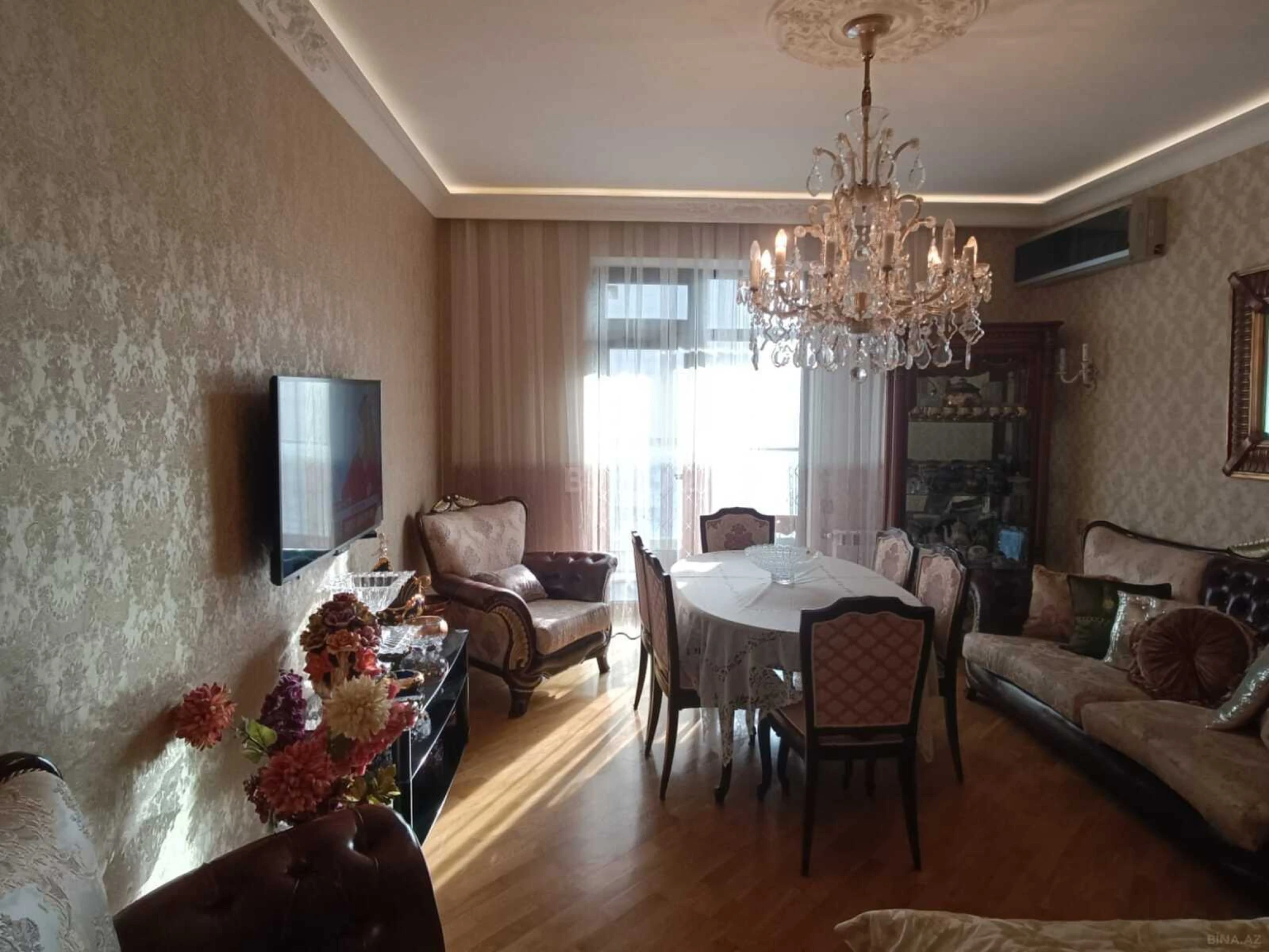 Satılır 2 otaqlı mənzil 67 m²