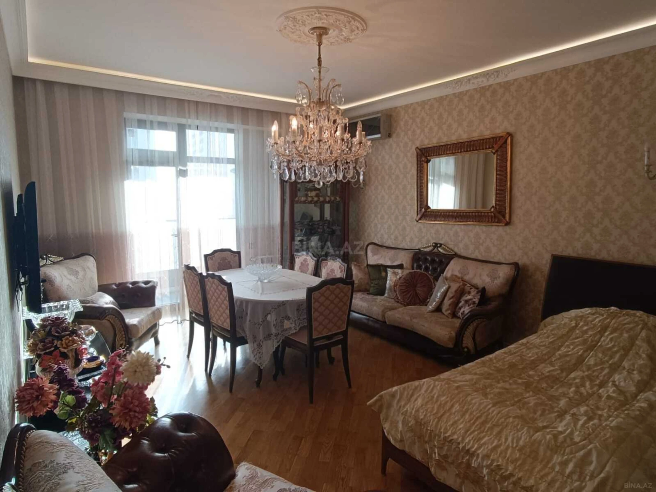 Satılır 2 otaqlı mənzil 67 m²