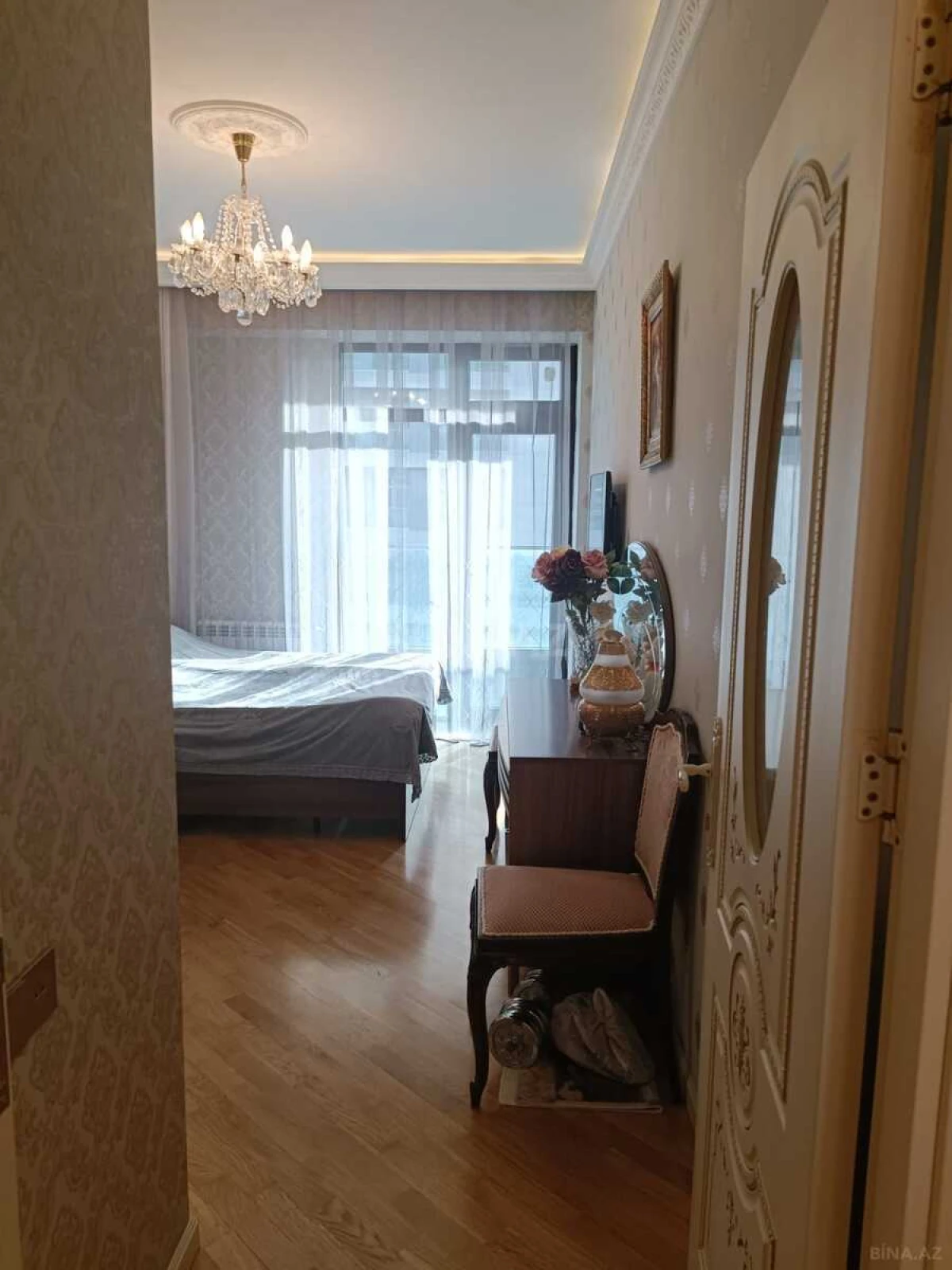 Satılır 2 otaqlı mənzil 67 m²