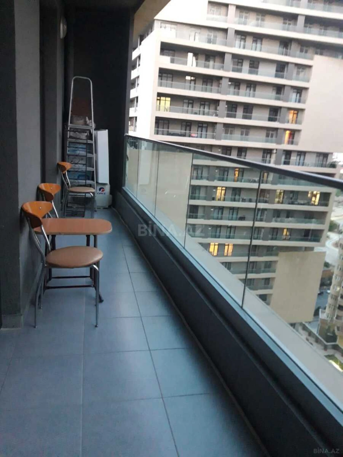 Satılır 2 otaqlı mənzil 67 m²