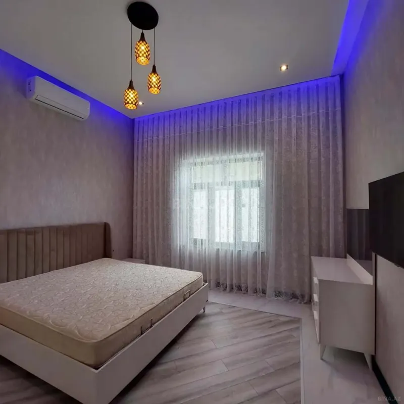 Kirayə verilir 4 otaqlı həyət evi 250 m²