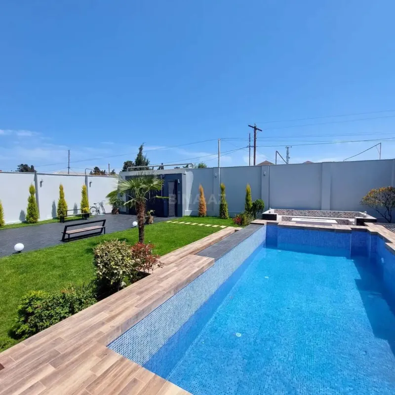 Kirayə verilir 4 otaqlı həyət evi 250 m²