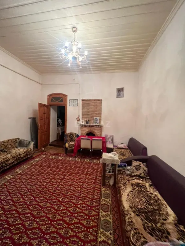 Satılır 4 otaqlı mənzil 100 m²