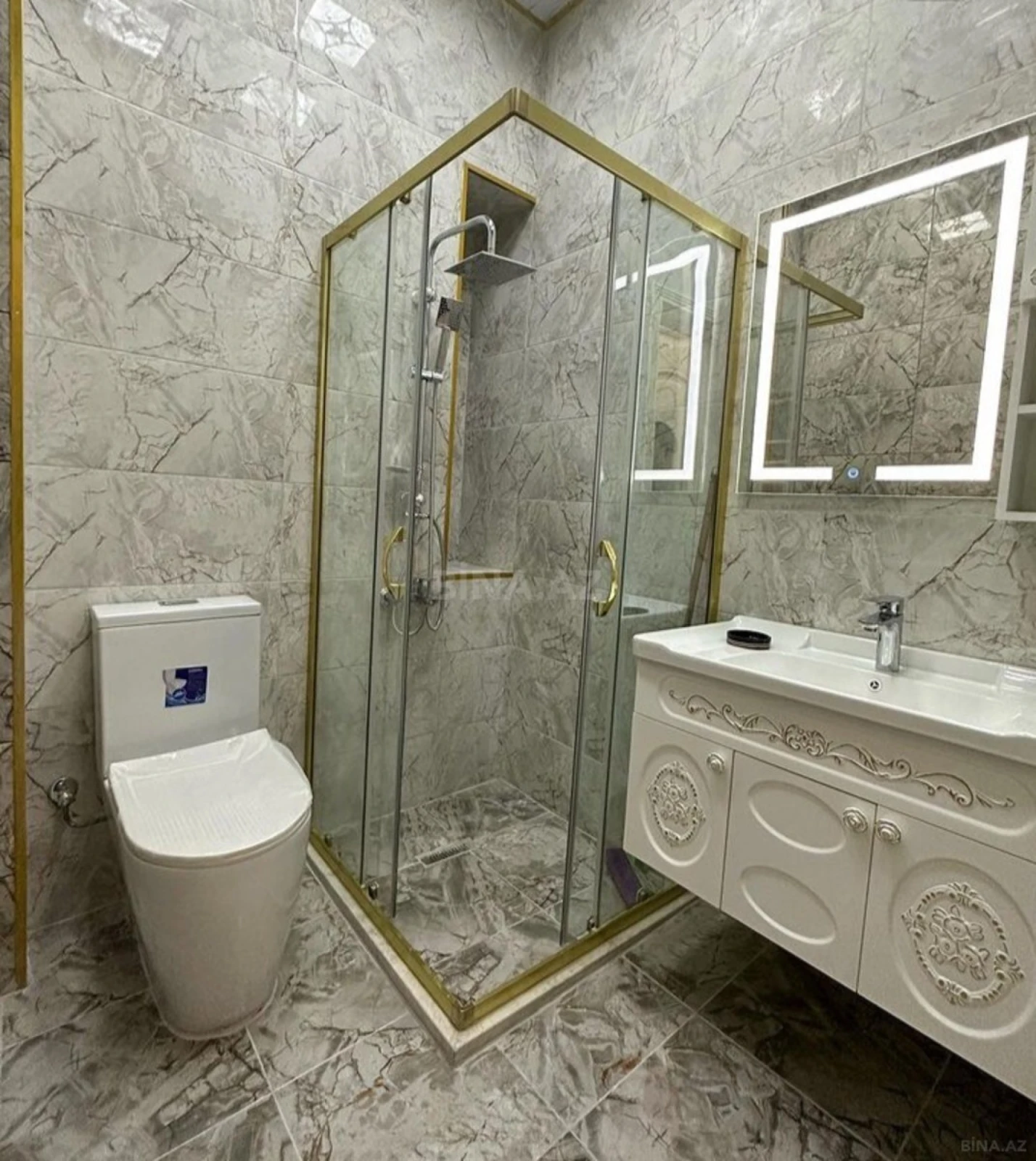 Satılır 2 otaqlı mənzil 55 m²