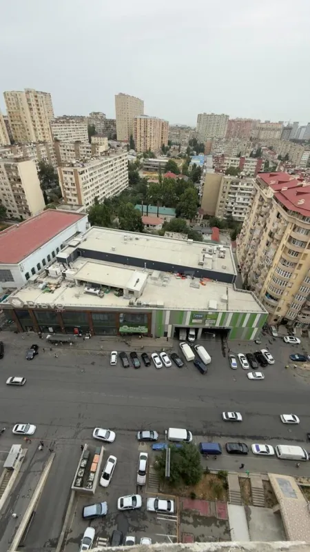 Satılır 2 otaqlı mənzil 56 m²