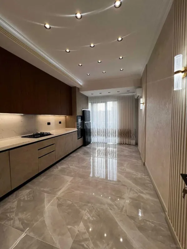 Satılır 3 otaqlı mənzil 128 m²
