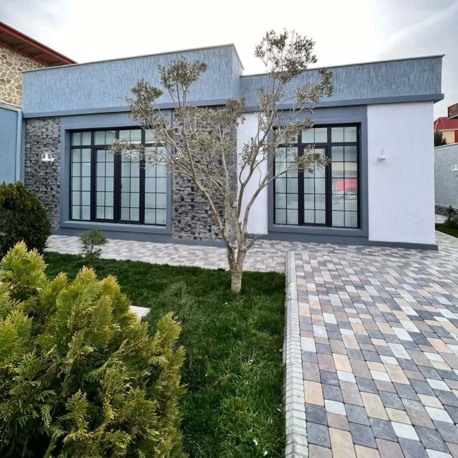 Kirayə verilir 4 otaqlı həyət evi 200 m²