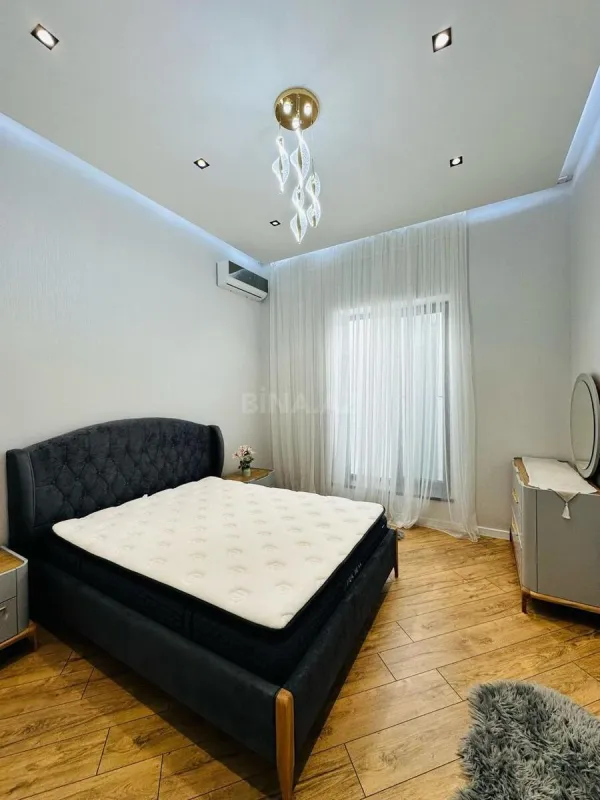 Kirayə verilir 4 otaqlı həyət evi 200 m²