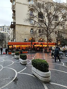 Kirayə verilir obyekt 65 m² — Bakı, Sahil qəs. 65.00 m²