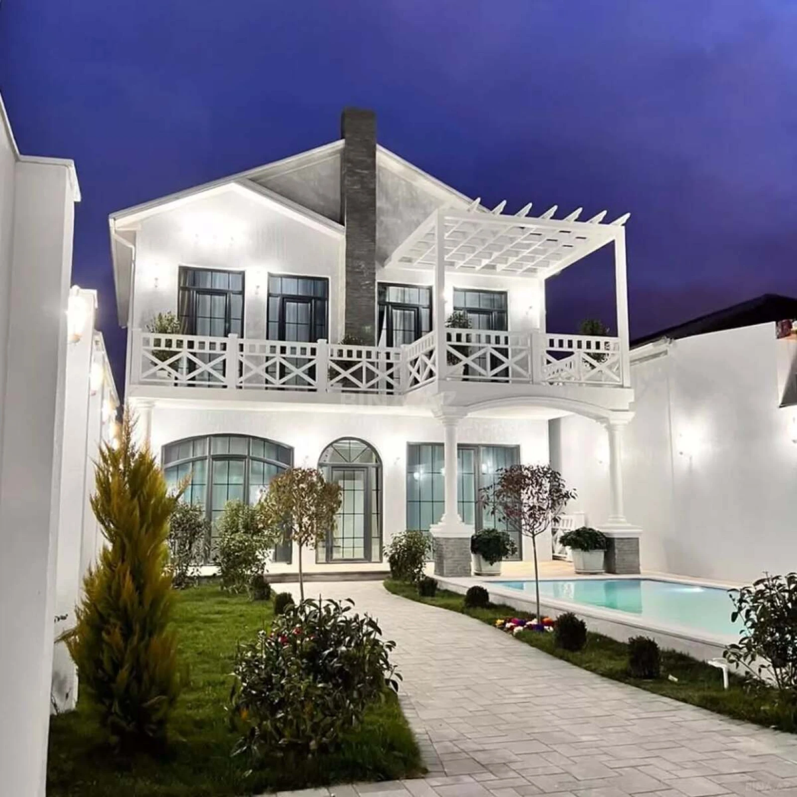 Kirayə verilir 4 otaqlı həyət evi 300 m²