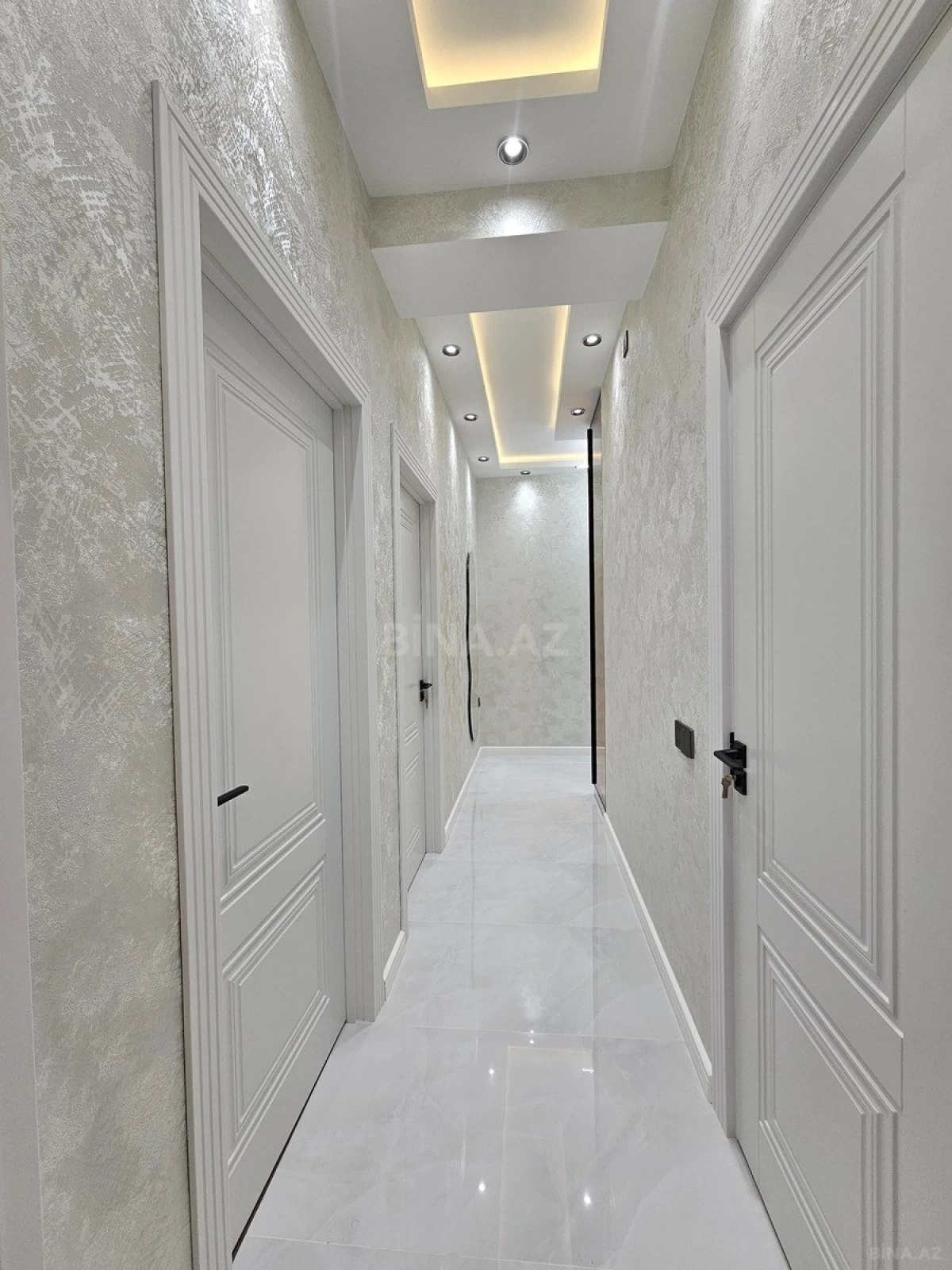 Satılır 3 otaqlı mənzil 81 m²
