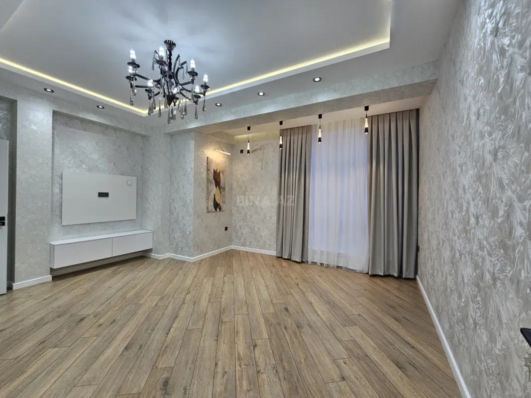 Satılır 3 otaqlı mənzil 81 m²