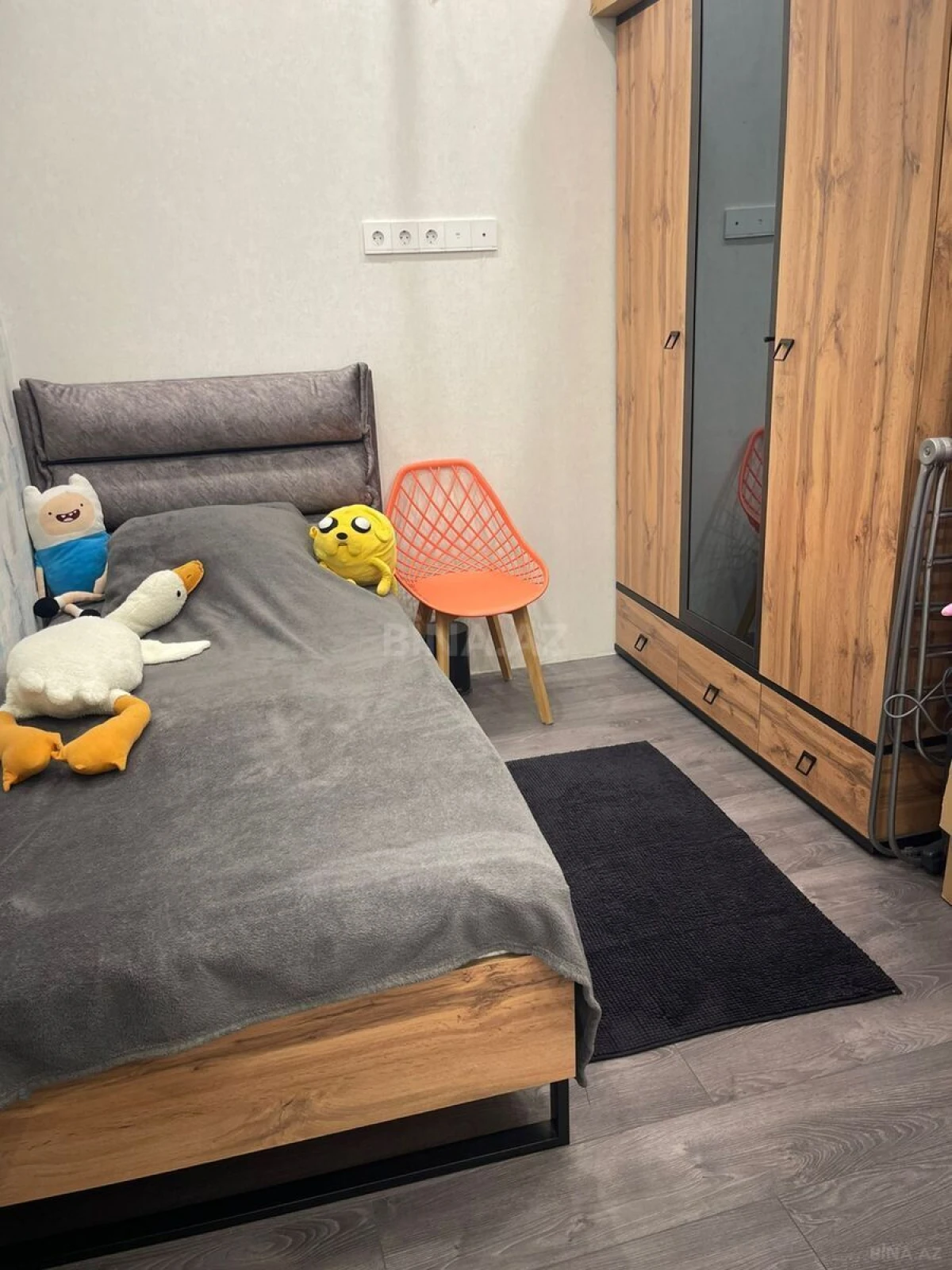 Satılır 3 otaqlı mənzil 87 m²