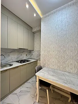Satılır 2 otaqlı mənzil 90 m²