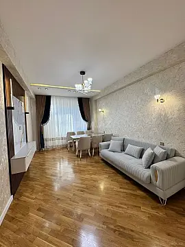 Satılır 2 otaqlı mənzil 90 m² — Bakı, Həzi Aslanov qəs. 2 otaq 90.00 m²