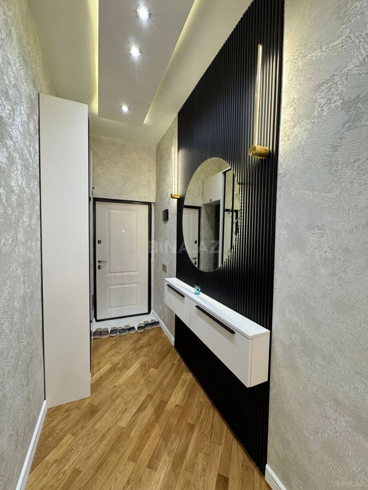 Satılır 2 otaqlı mənzil 90 m²