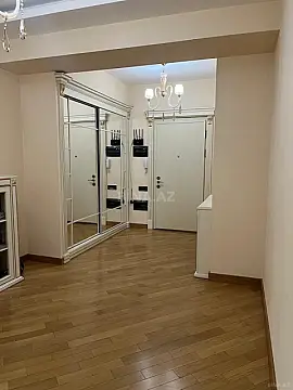 Satılır 2 otaqlı mənzil 95 m²