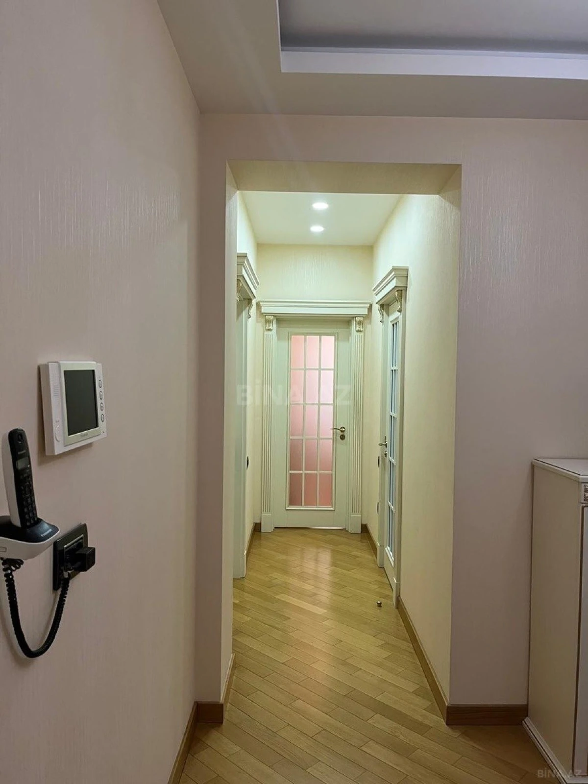 Satılır 2 otaqlı mənzil 95 m²