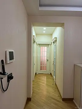 Satılır 2 otaqlı mənzil 95 m²